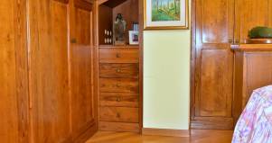 Armadio legno mansardato 3